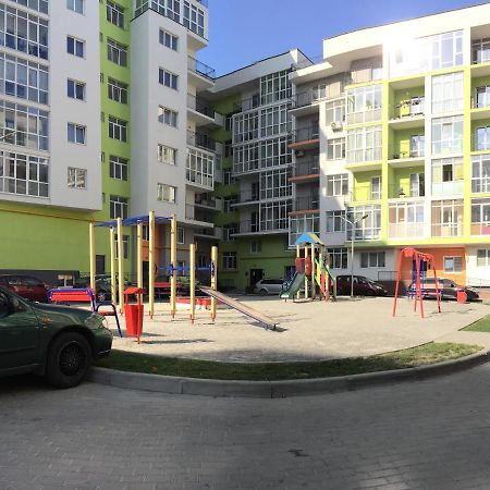 Scandinavian Apartment Lviv Bagian luar foto